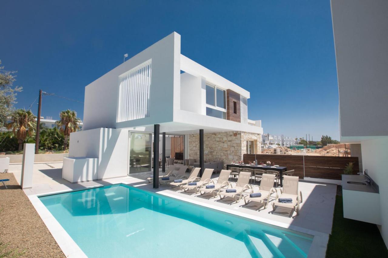 Kube Luxury Villas Ayía Nápa Extérieur photo
