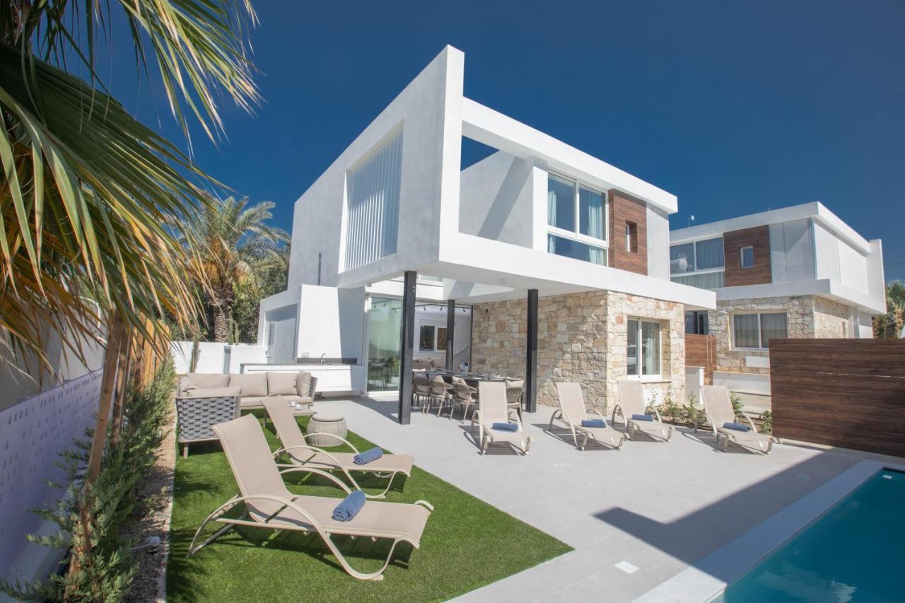 Kube Luxury Villas Ayía Nápa Extérieur photo