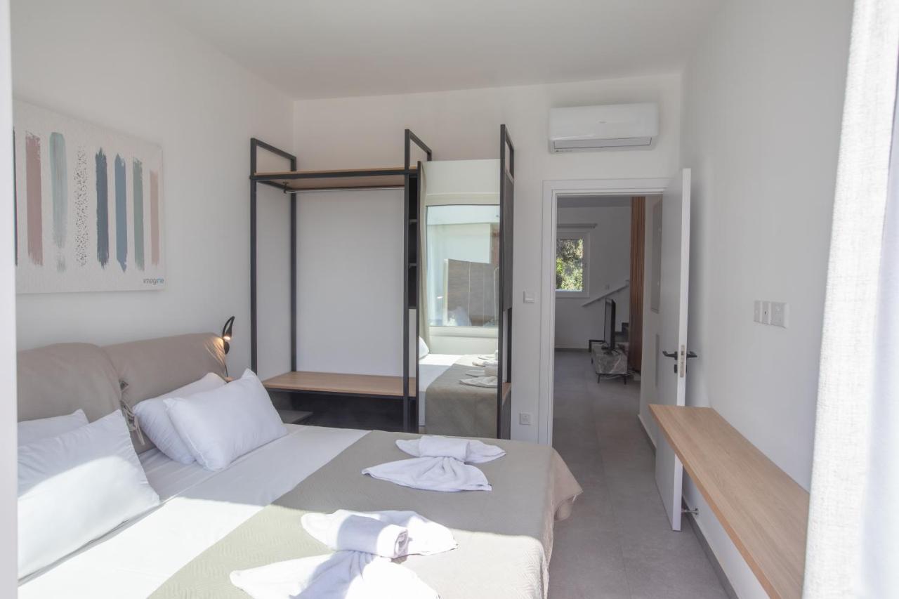 Kube Luxury Villas Ayía Nápa Extérieur photo