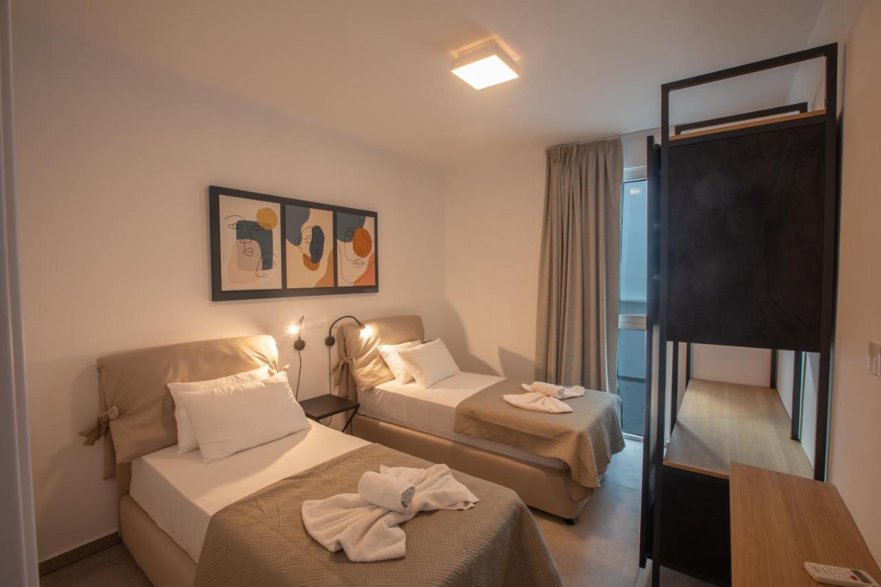 Kube Luxury Villas Ayía Nápa Extérieur photo
