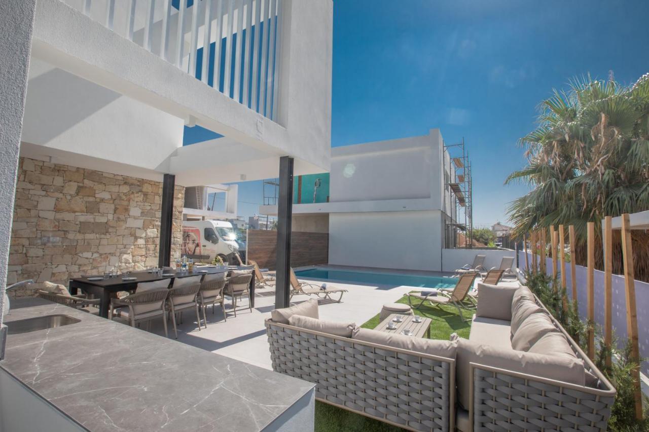 Kube Luxury Villas Ayía Nápa Extérieur photo