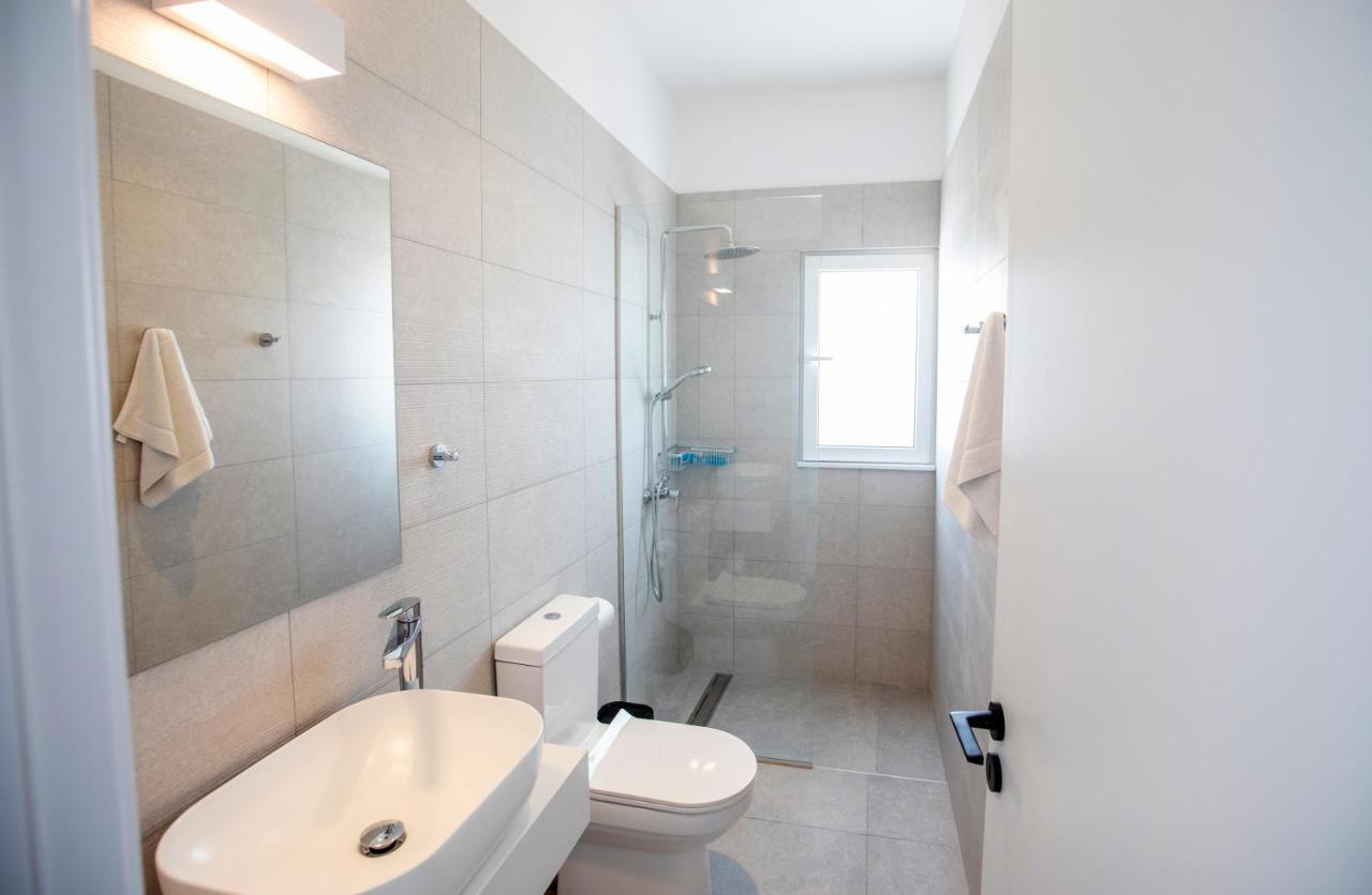 Kube Luxury Villas Ayía Nápa Extérieur photo