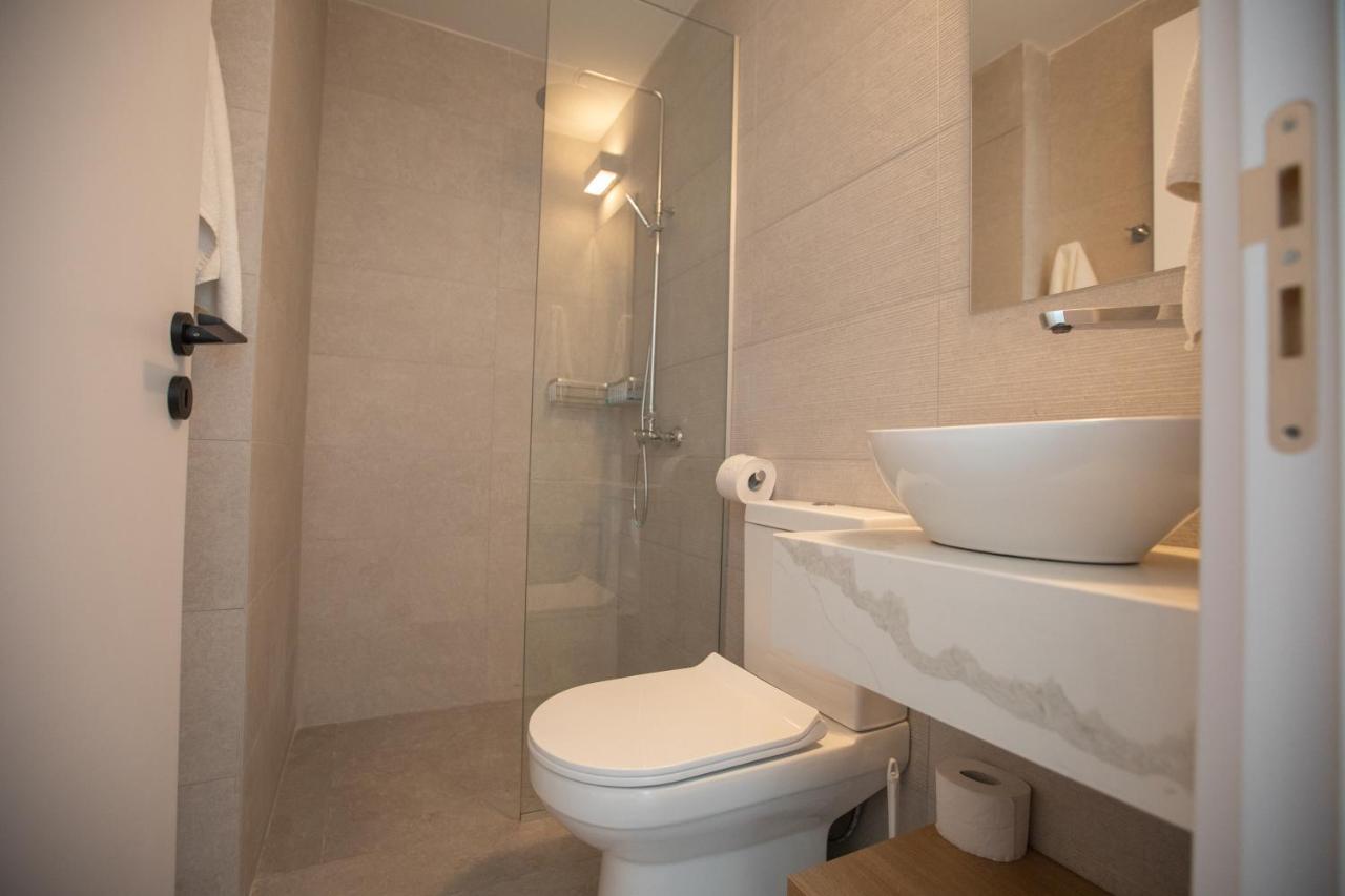 Kube Luxury Villas Ayía Nápa Extérieur photo