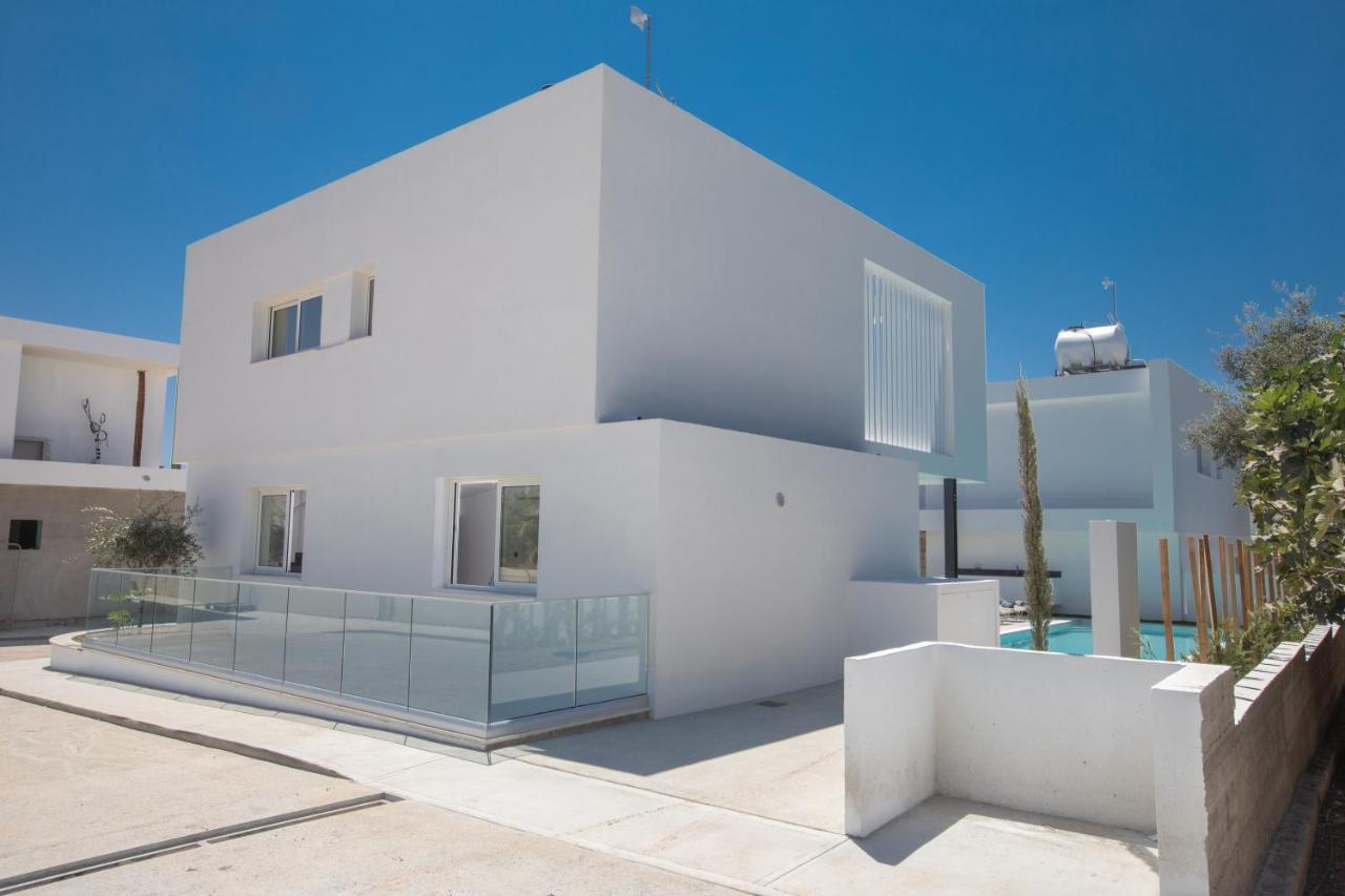 Kube Luxury Villas Ayía Nápa Extérieur photo